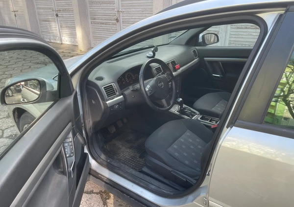Opel Vectra cena 10500 przebieg: 244365, rok produkcji 2007 z Warszawa małe 154